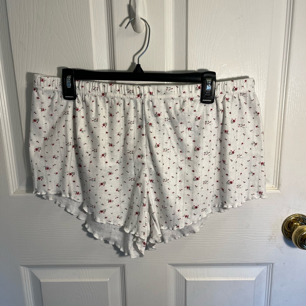Floral sleep shorts